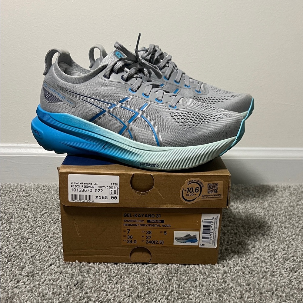 Women’s Asics Gel-Kayano 31 gray blue Running shoes size 7